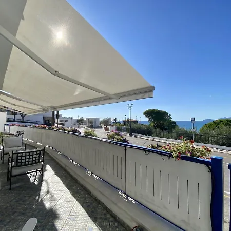 Holidaycasa Mike - Con Terrazzo Vista Mare *