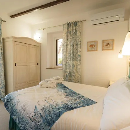 Holidaycasa Mike - Con Terrazzo Vista Mare Appartement *